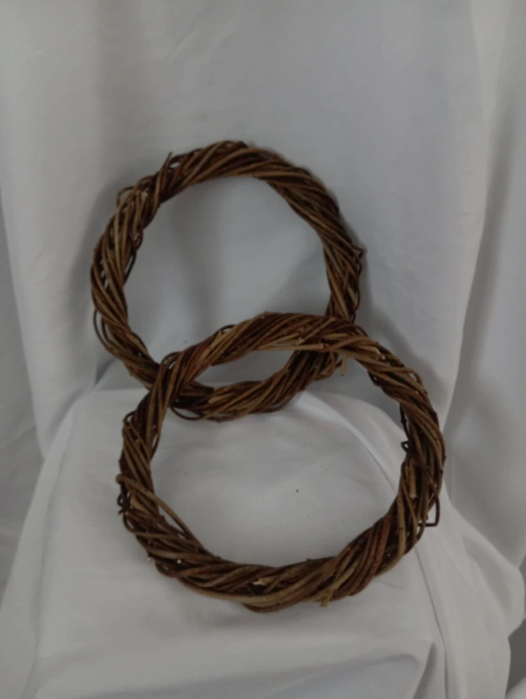 Proutěný věneček 33 cm